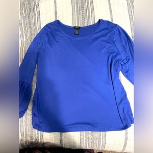XL top, ruffled sleeves